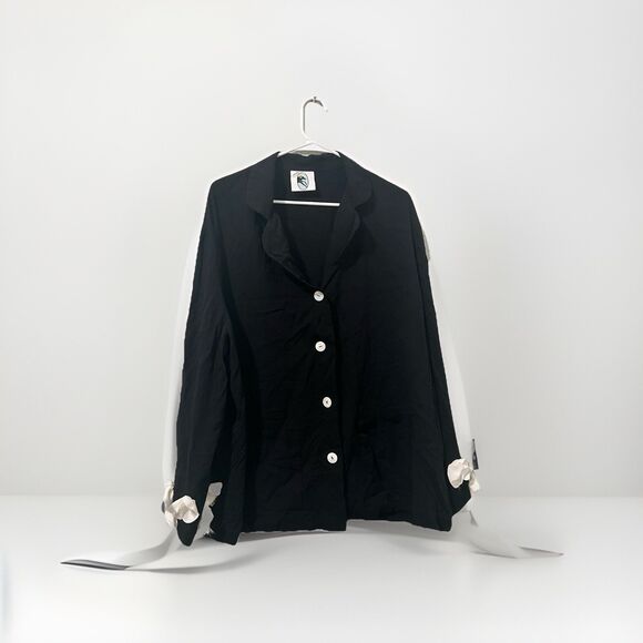 Sleeper Tops - Sleeper Black Button up Blouse top White Silk Floral Cuff Size Large Pajama